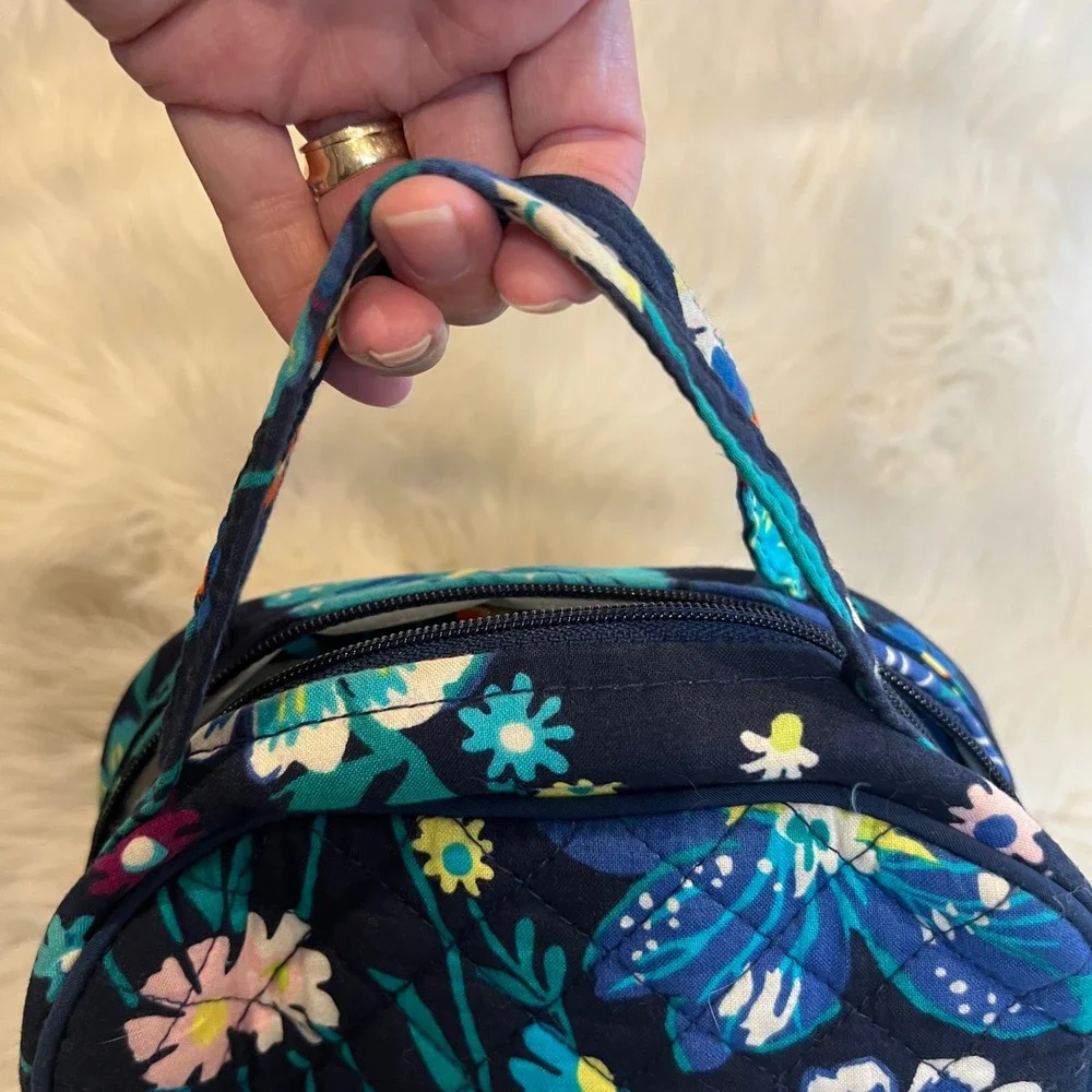 Vera Bradley Moonlight Garden Floral Quilted Insulated Lunch Bag Navy Blue